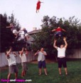 /album/srandovni-a-hloupe-napady/incomprehensible-throwing-children-jpg/